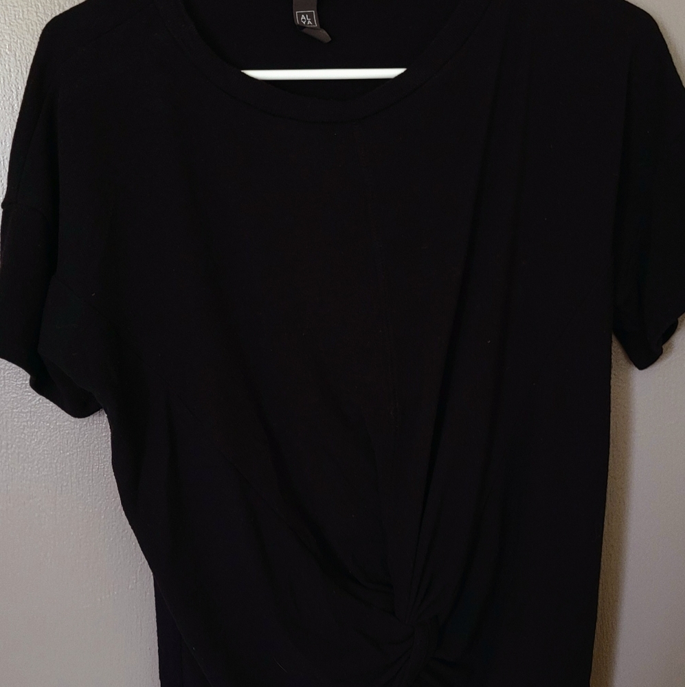 ALYA black knotted shirt parisian chic